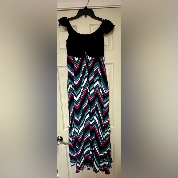 Torrid maxi challis chevron off shoulder dress size 00 - Picture 5 of 7